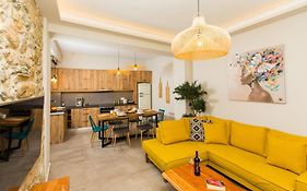 Ekaterini Luxury House